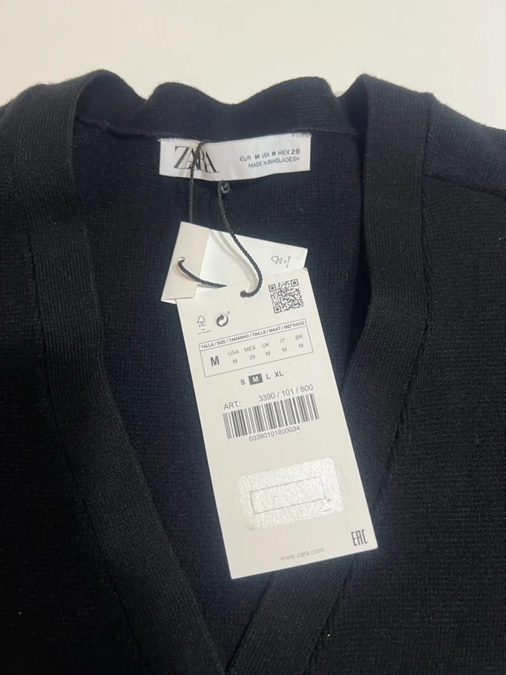 ZARA Black V-Neck Cardigan with Decorative Buttons - Picture 10 of 16